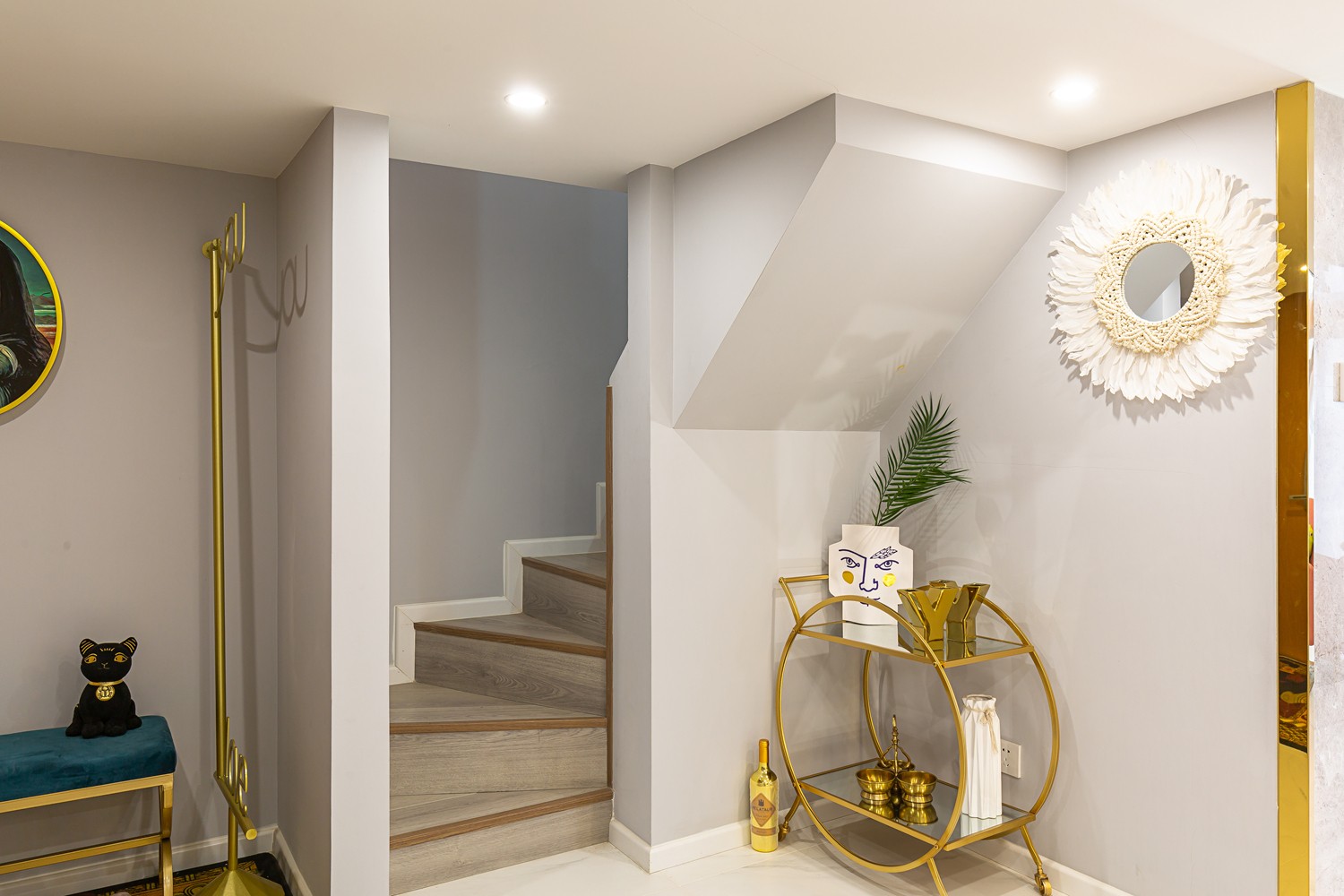 轻奢高级灰风格家装设计室内装修效果图-玄关 轻奢高级灰风格家装设计室内装修效果图-玄关